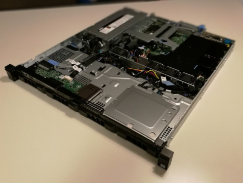 Dell poweredge rackserver